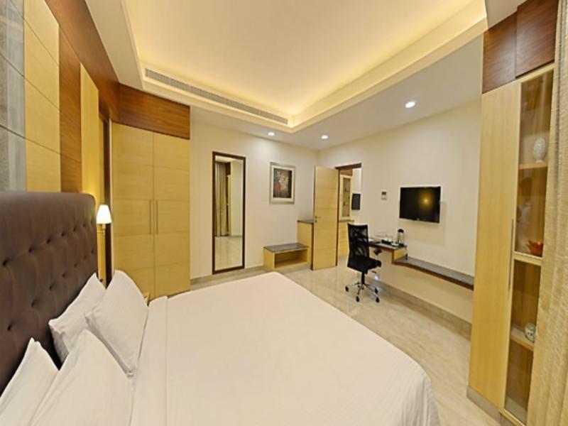 Poppys Anukula Residency Vellore Exterior photo